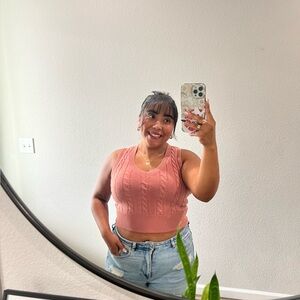 Meet your Posher, Sarai